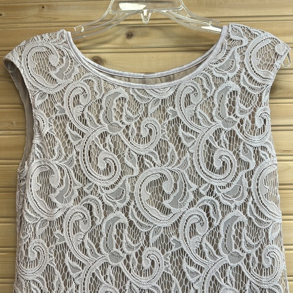 Connected Apparel Size 8 Midi Dress Lacy Cream Cap Sleeves Scoop Neck - Picture 3 of 6